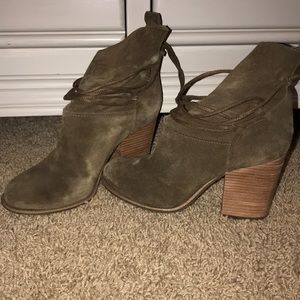 Jessica Simpson booties
